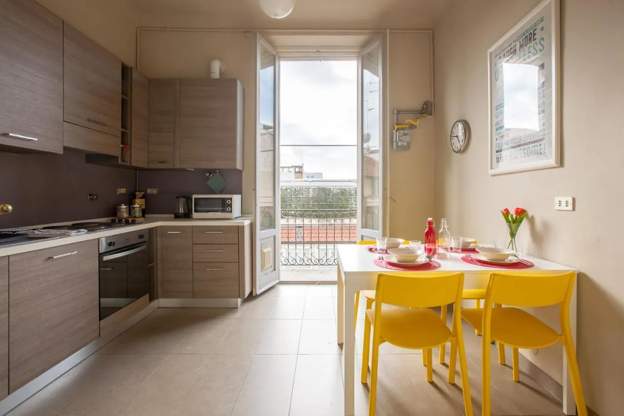 Apt With Balcony - 50 M Far From Pagano M1 Apartment Milan